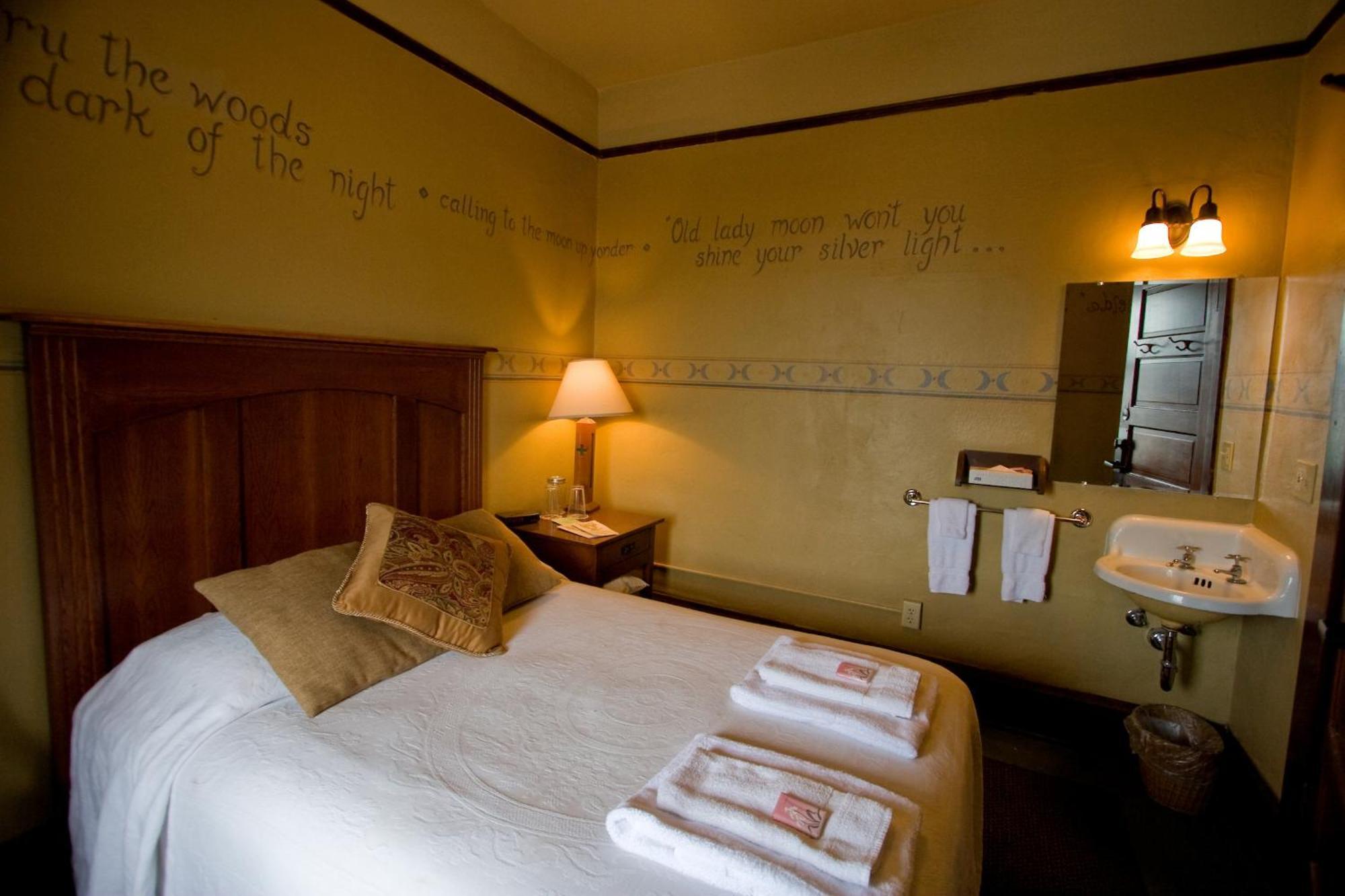 Mcmenamins White Eagle Rock & Roll Hotel Portland Luaran gambar