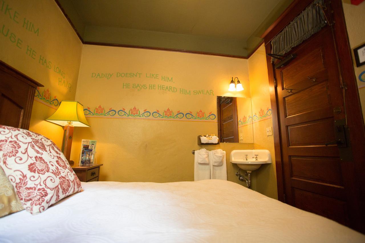 Mcmenamins White Eagle Rock & Roll Hotel Portland Luaran gambar