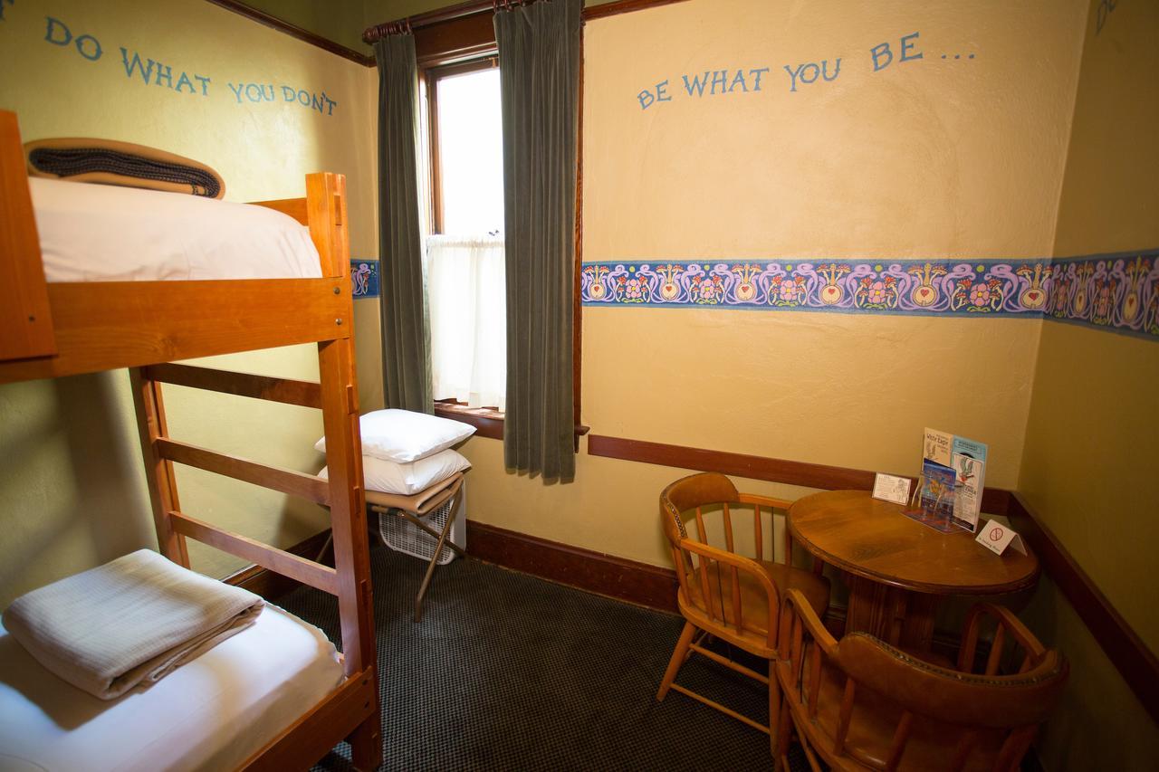 Mcmenamins White Eagle Rock & Roll Hotel Portland Luaran gambar